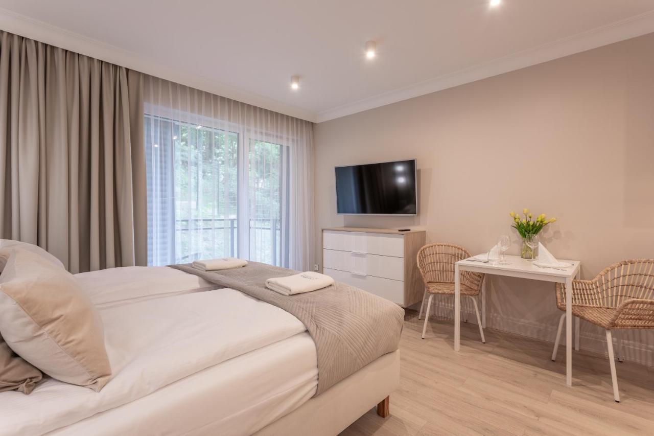 Ambria Apartments Matejki 17 シフィノウイシチェ エクステリア 写真