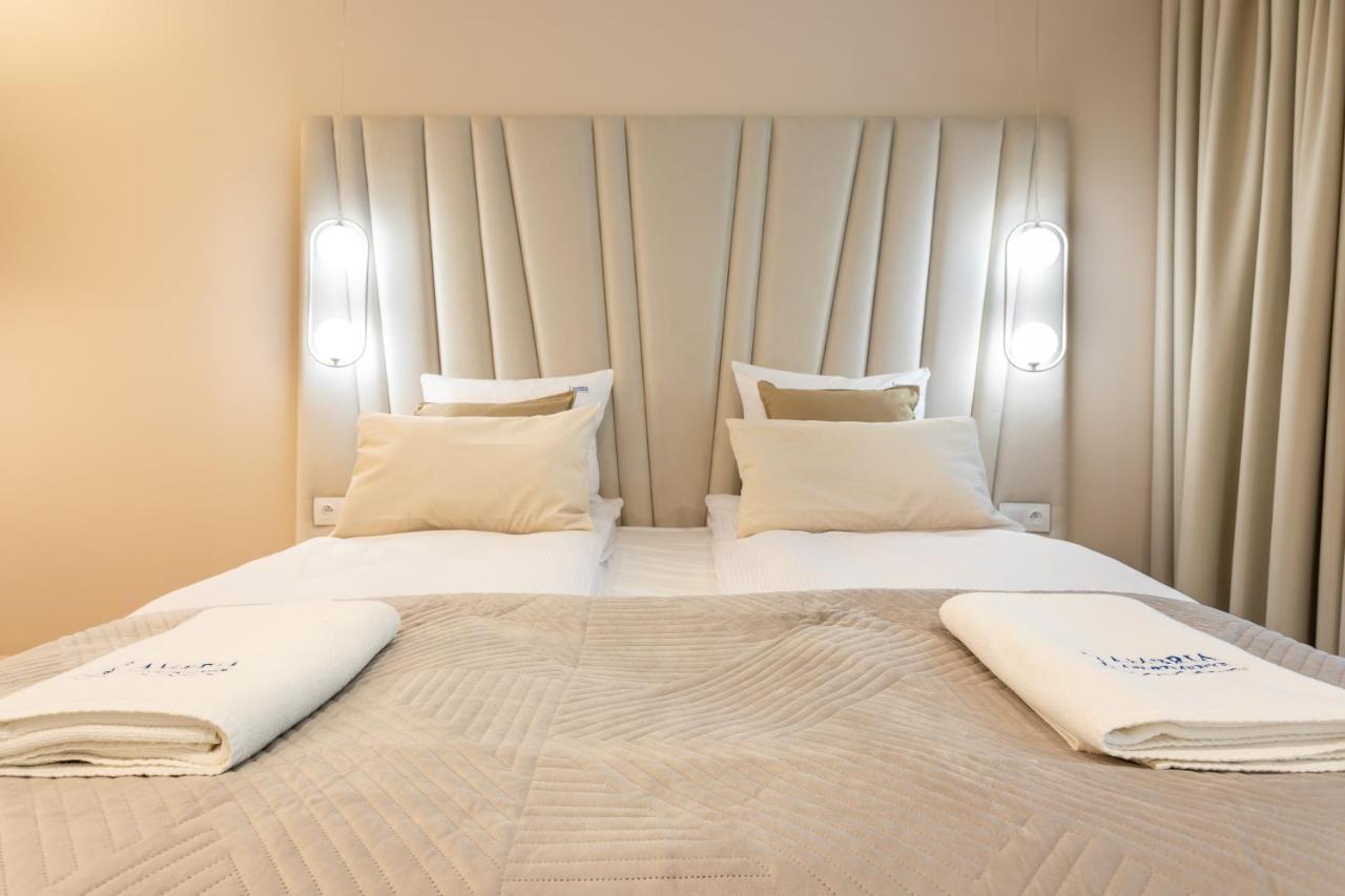 Ambria Apartments Matejki 17 シフィノウイシチェ エクステリア 写真