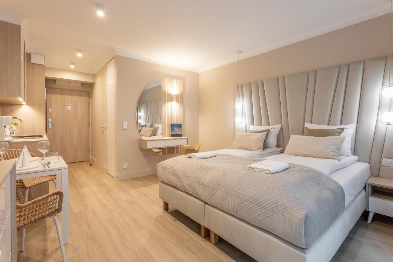 Ambria Apartments Matejki 17 シフィノウイシチェ エクステリア 写真