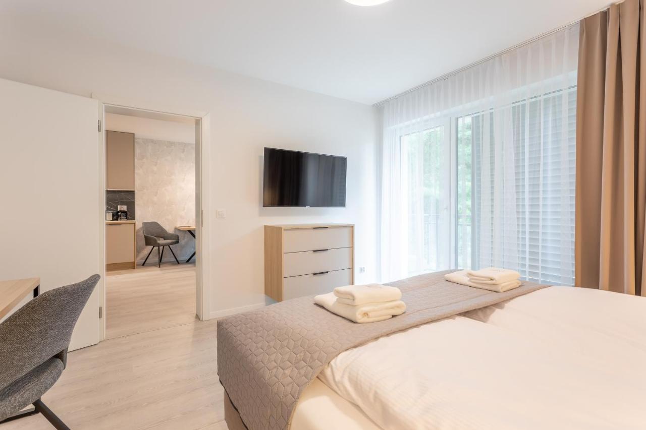 Ambria Apartments Matejki 17 シフィノウイシチェ エクステリア 写真