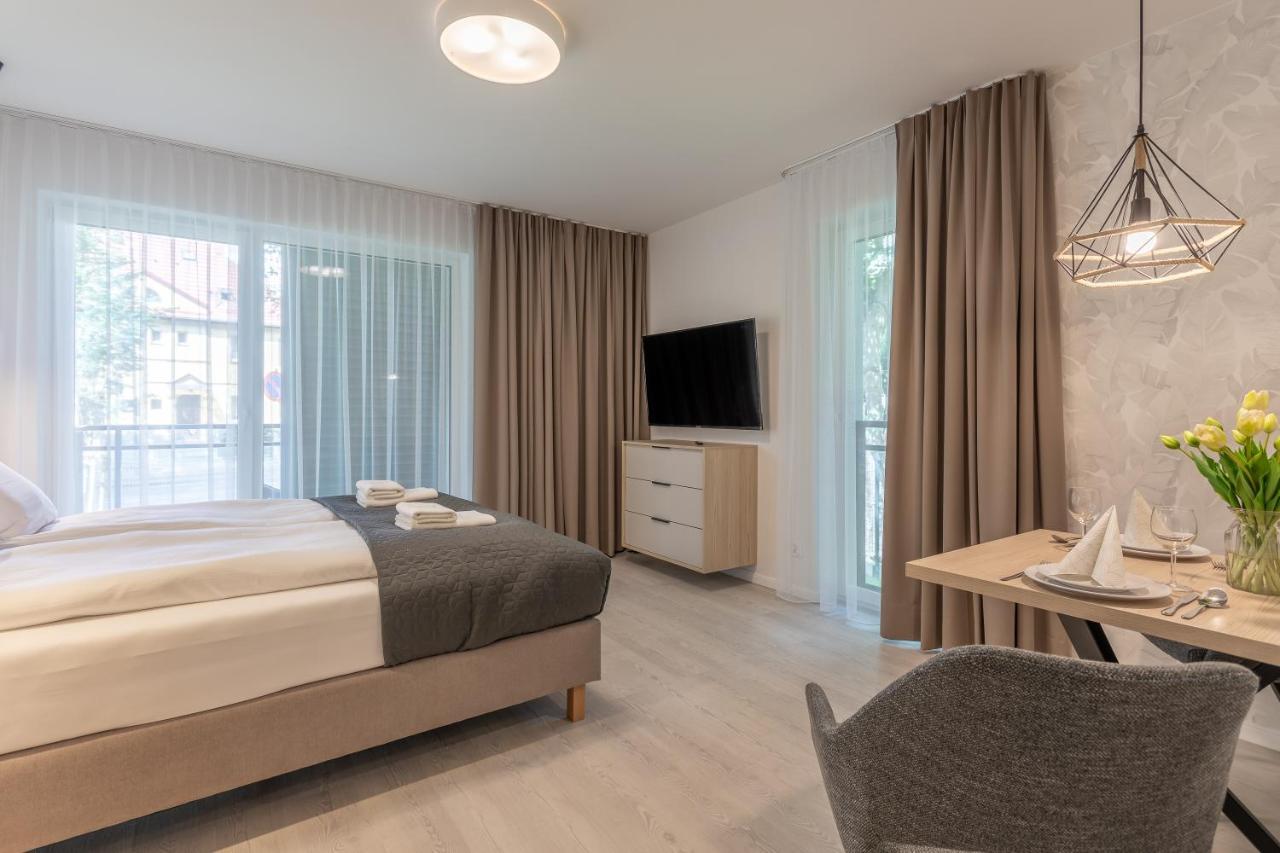 Ambria Apartments Matejki 17 シフィノウイシチェ エクステリア 写真