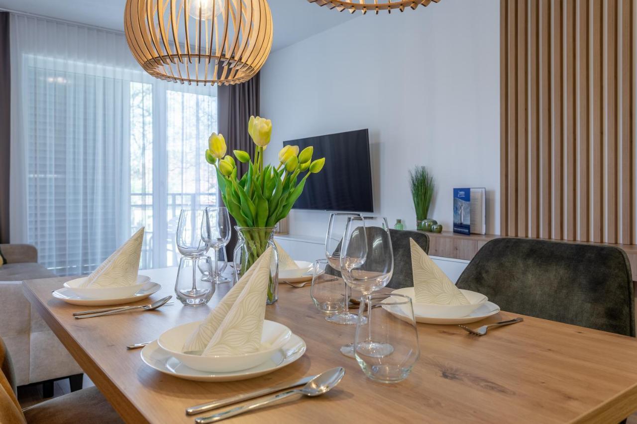 Ambria Apartments Matejki 17 シフィノウイシチェ エクステリア 写真