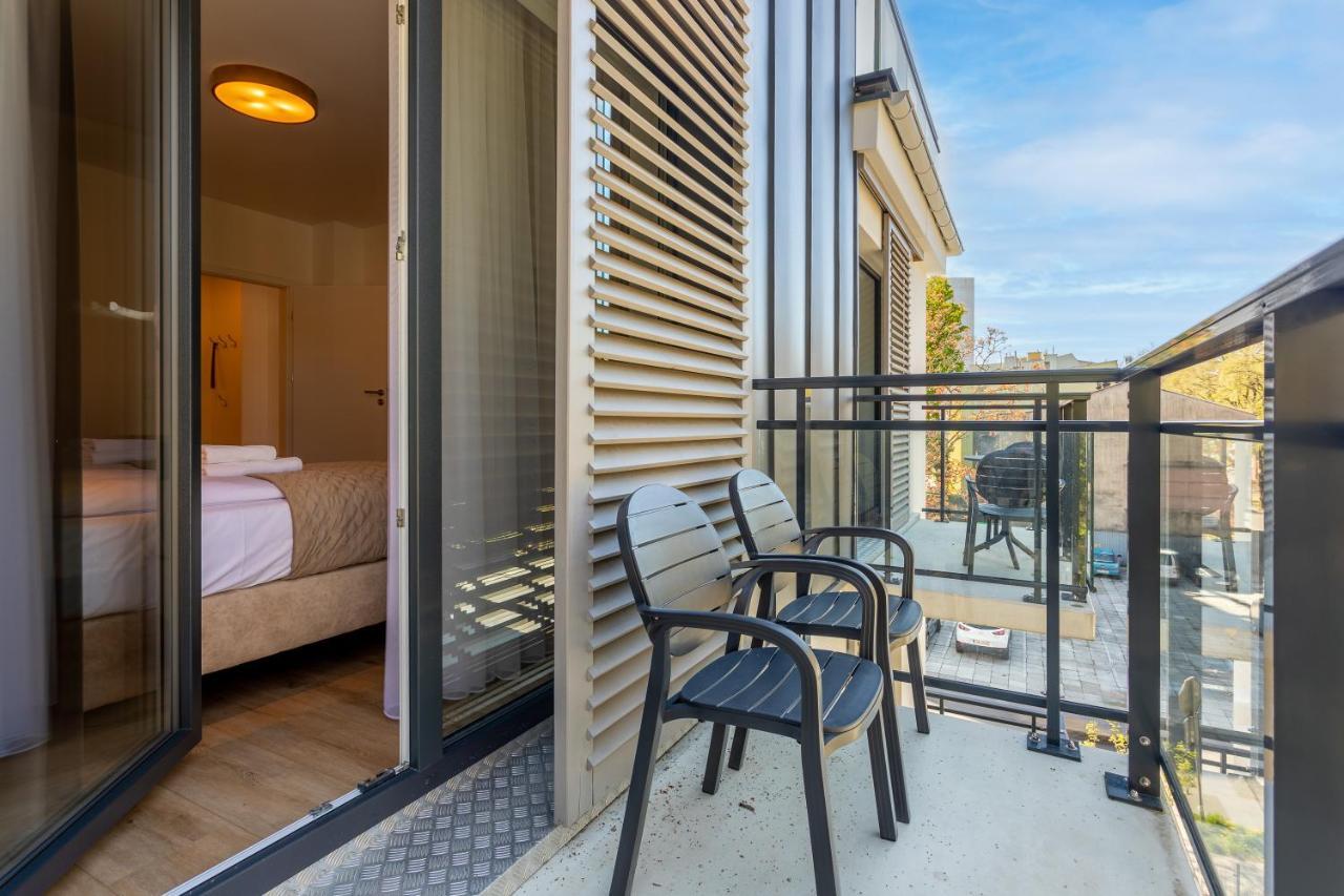 Ambria Apartments Matejki 17 シフィノウイシチェ エクステリア 写真