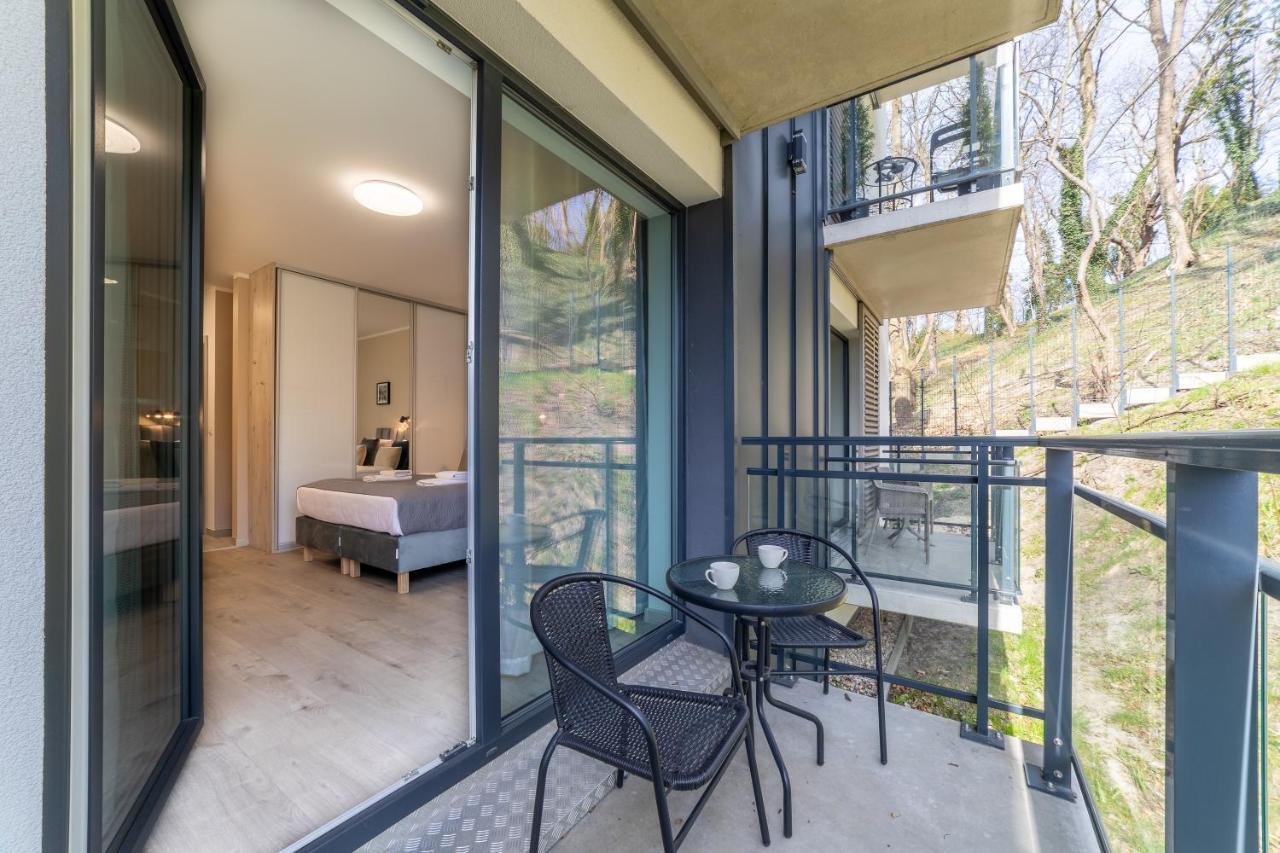 Ambria Apartments Matejki 17 シフィノウイシチェ エクステリア 写真